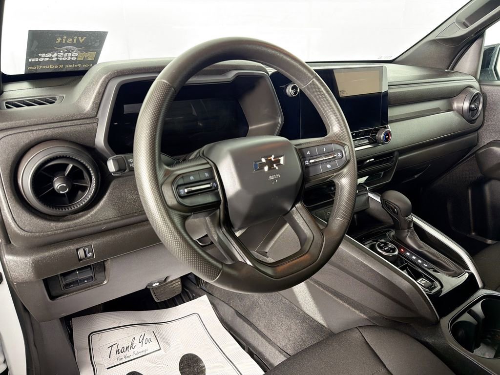 Used 2024 Chevrolet Colorado Trail Boss w/ Safety Package image 9