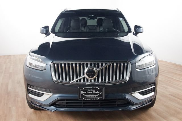 Certified 2023 Volvo XC90 B6 Ultimate AWD/4WD image 2