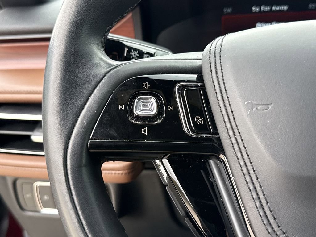 Used 2022 Lincoln Aviator Reserve w/ Equipment Group 201A image 26