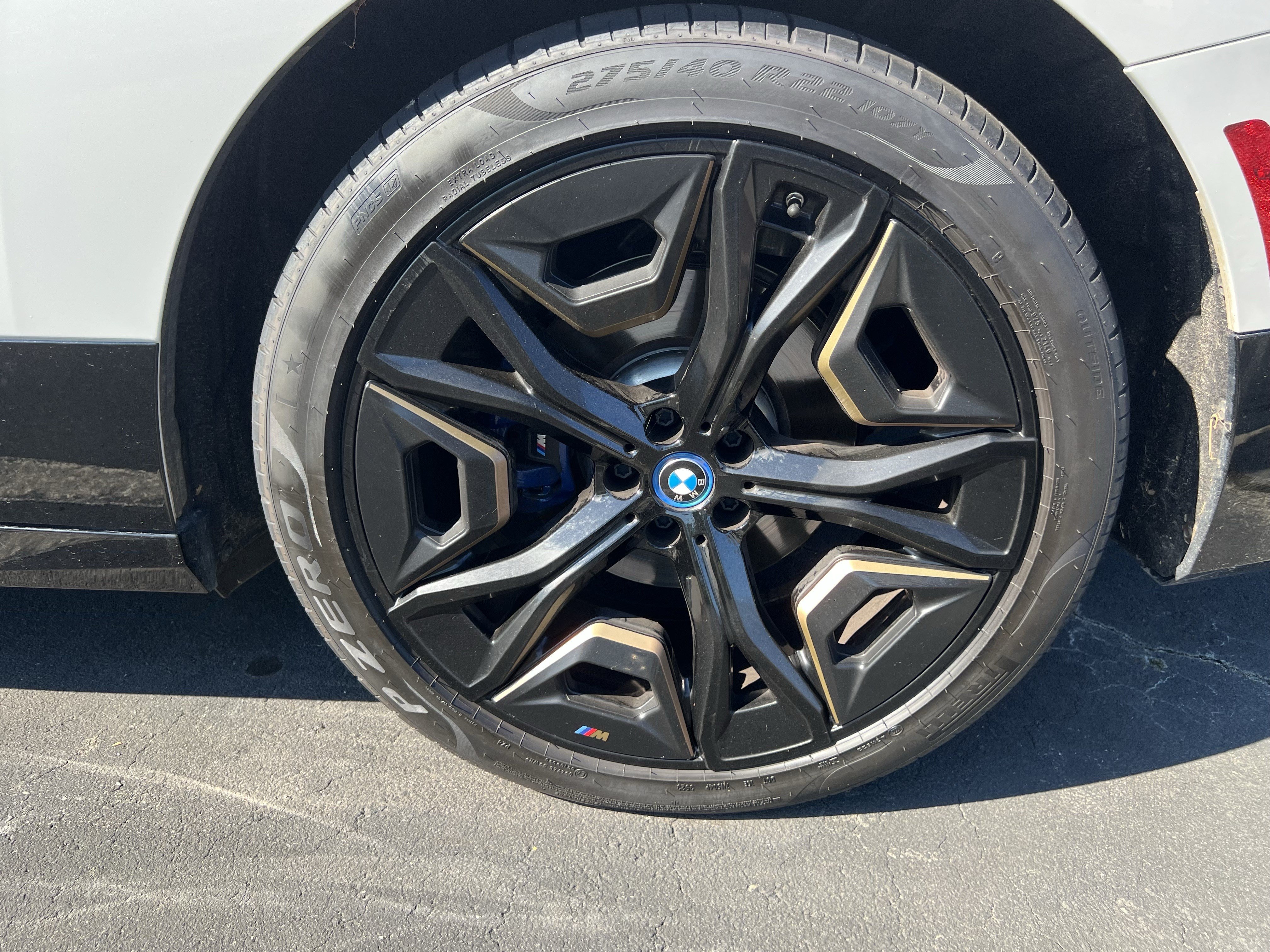 Used 2024 BMW iX M60 AWD/4WD image 13