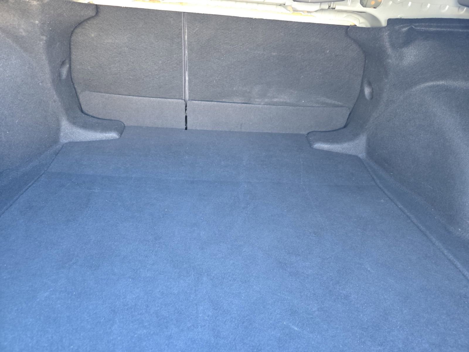 Used 2021 Toyota Corolla LE image 18