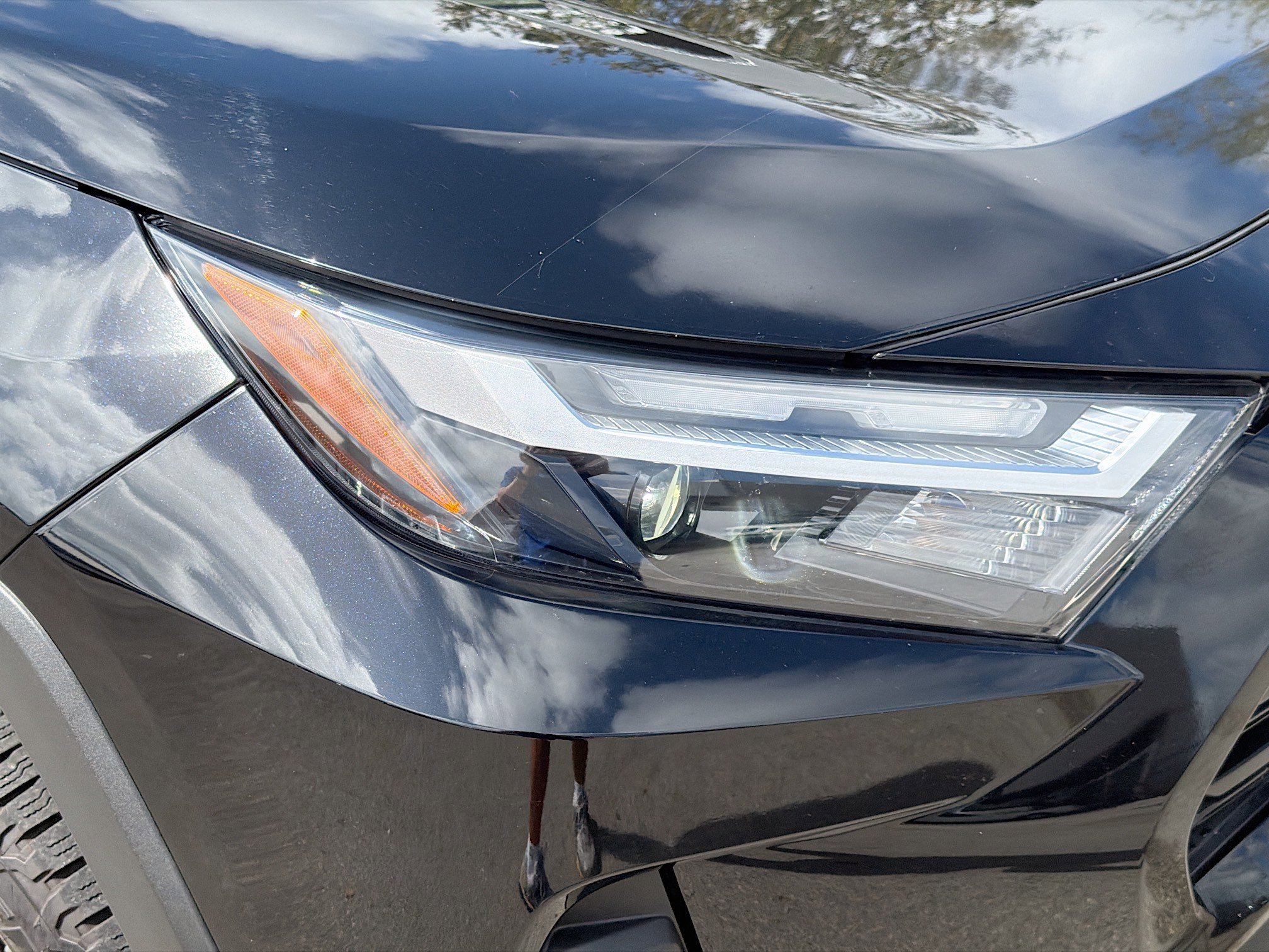 Used 2023 Toyota RAV4 Hybrid Woodland image 34