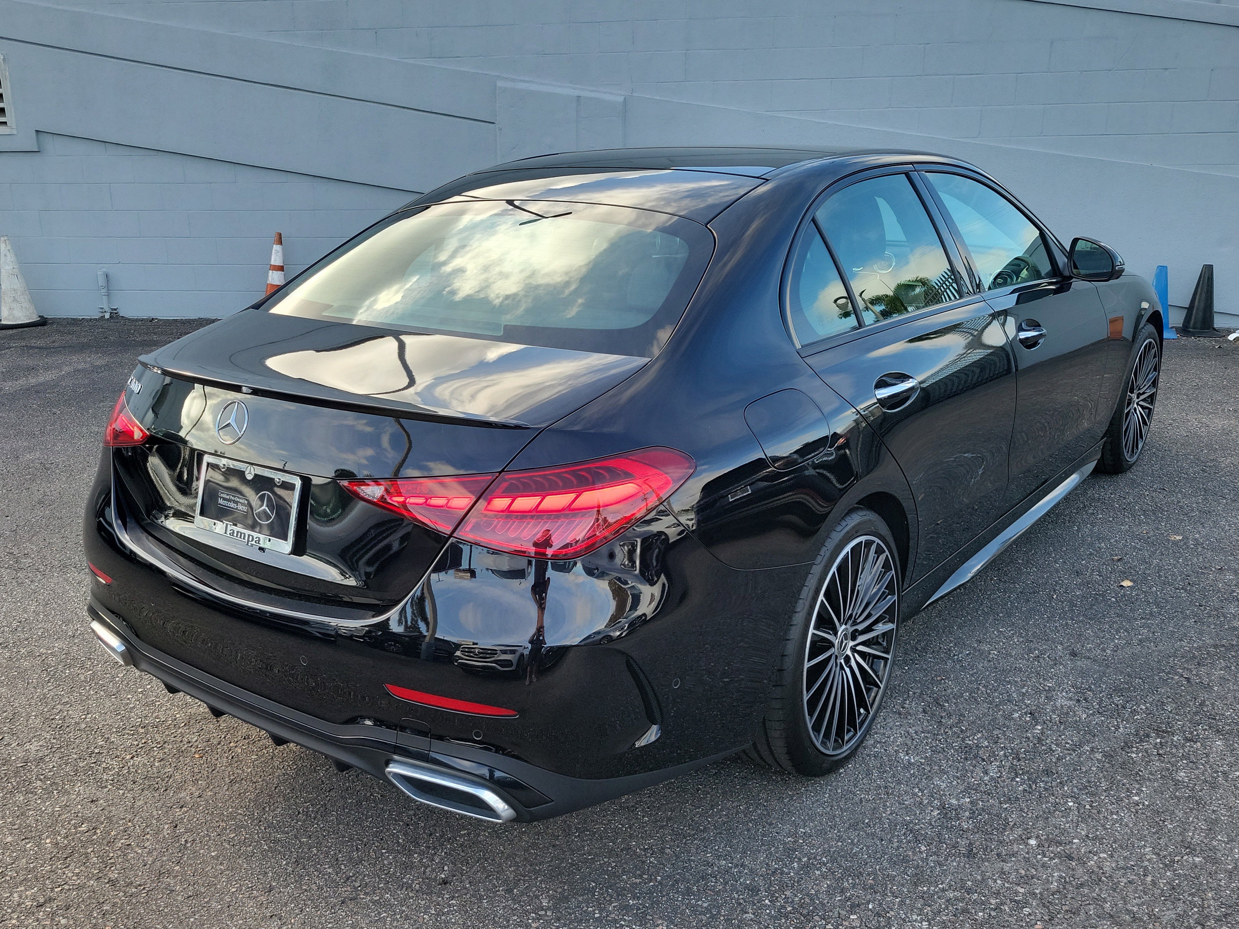 Certified 2023 Mercedes-Benz C 300 Sedan image 4