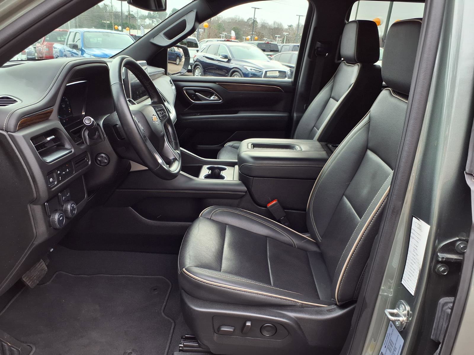 Used 2024 Chevrolet Tahoe Premier image 13