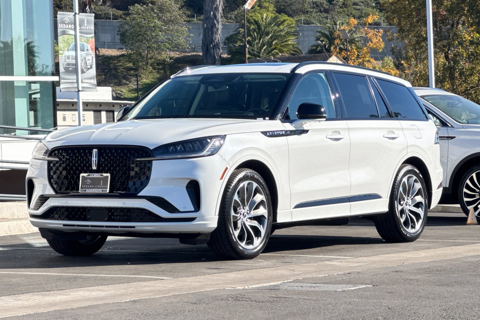 New 2026 Lincoln Aviator Premiere image 7