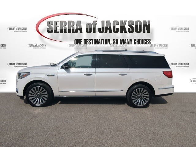 Used 2018 Lincoln Navigator L Reserve w/ Technology Package image 5