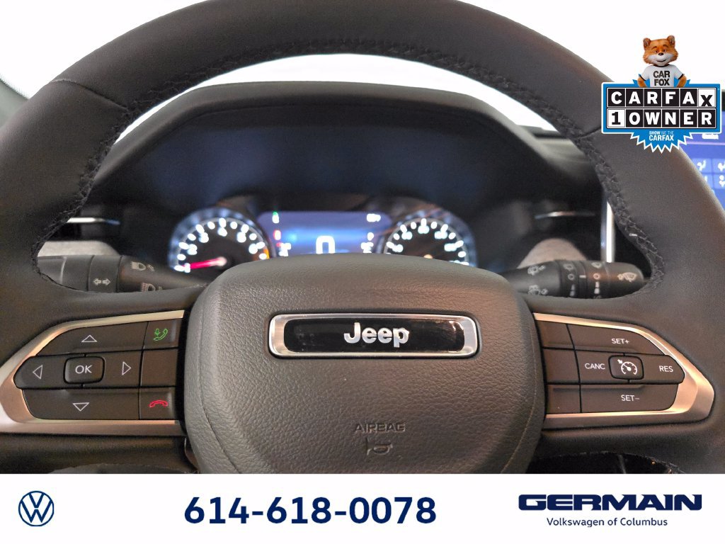 Used 2025 Jeep Compass Latitude AWD/4WD image 24