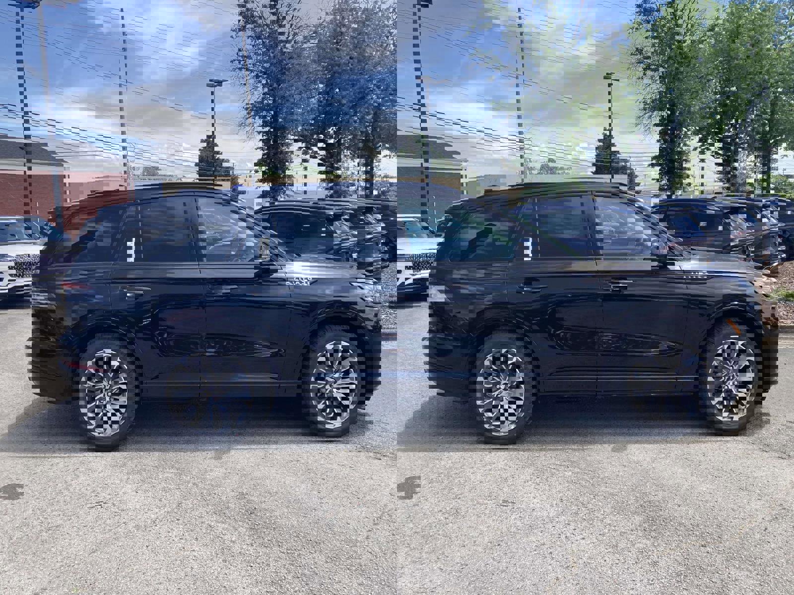 New 2025 Lincoln Aviator 2WD w/ Jet Appearance Package image 2