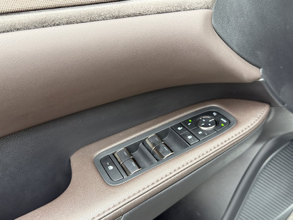 Certified 2024 Lexus RX 450h AWD w/ Convenience Package image 15