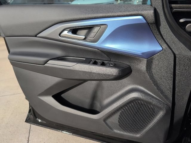 New 2026 Chevrolet Equinox EV LT AWD/4WD image 15