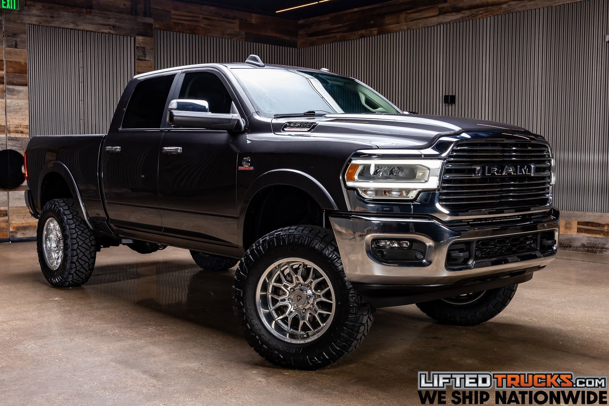 Used 2020 RAM 2500 Laramie AWD/4WD image 1