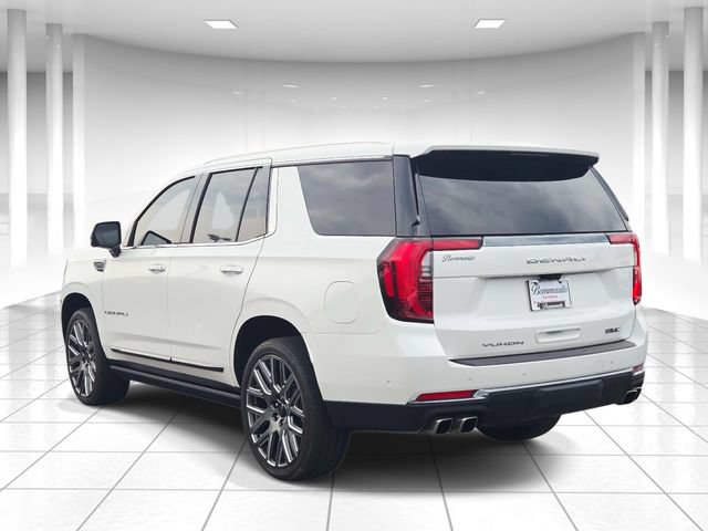 Used 2025 GMC Yukon Denali Ultimate AWD/4WD image 3