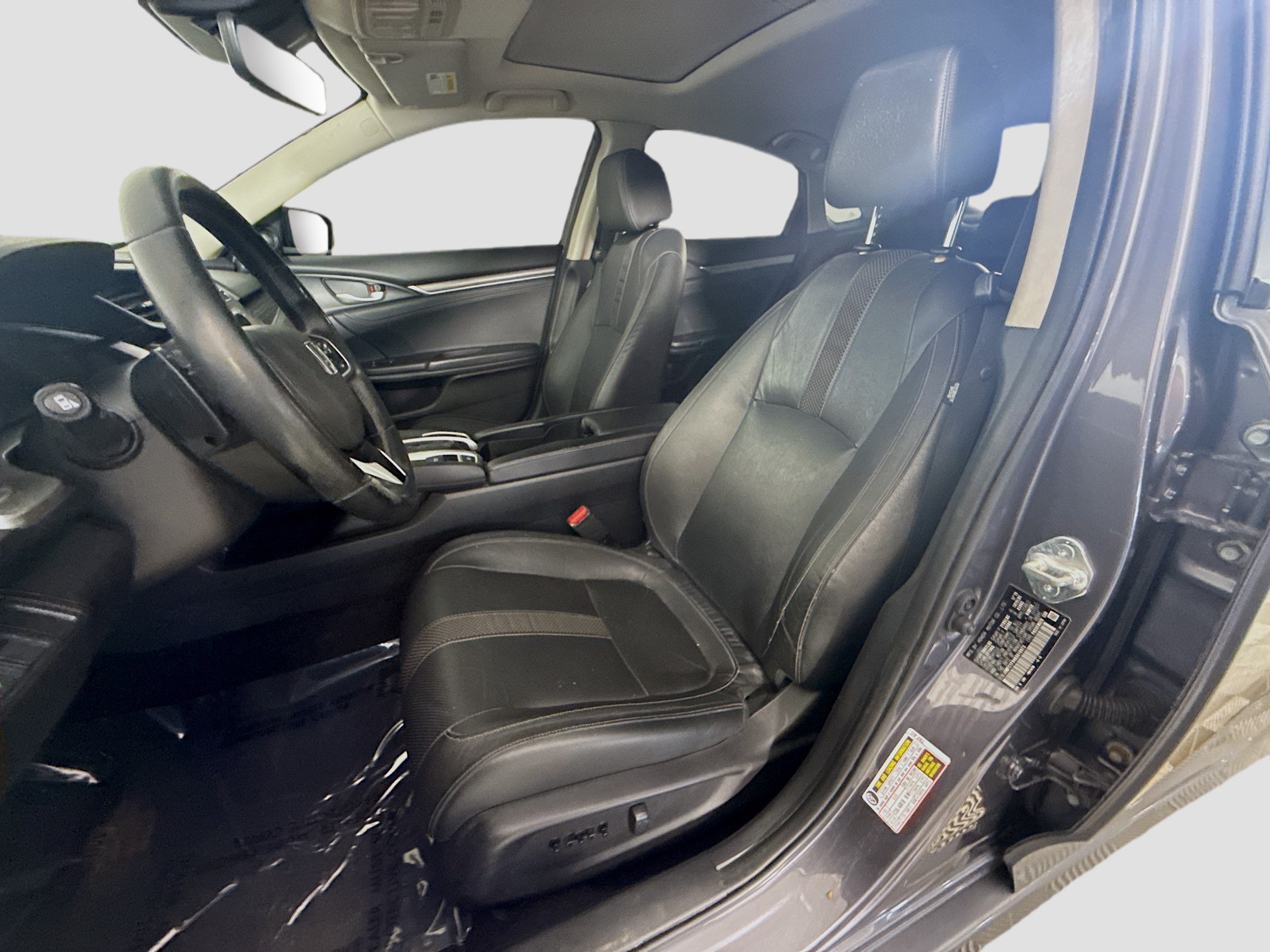 Used 2019 Honda Civic Touring image 22
