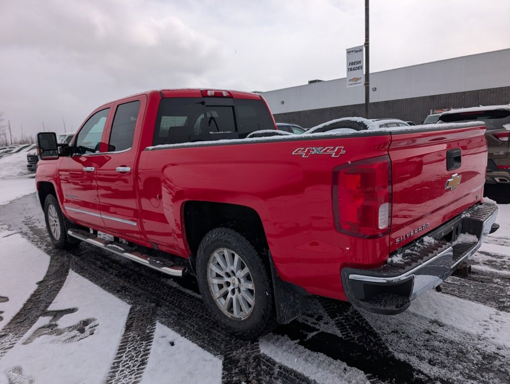 Used 2017 Chevrolet Silverado 1500 LTZ w/ Max Trailering Package image 5