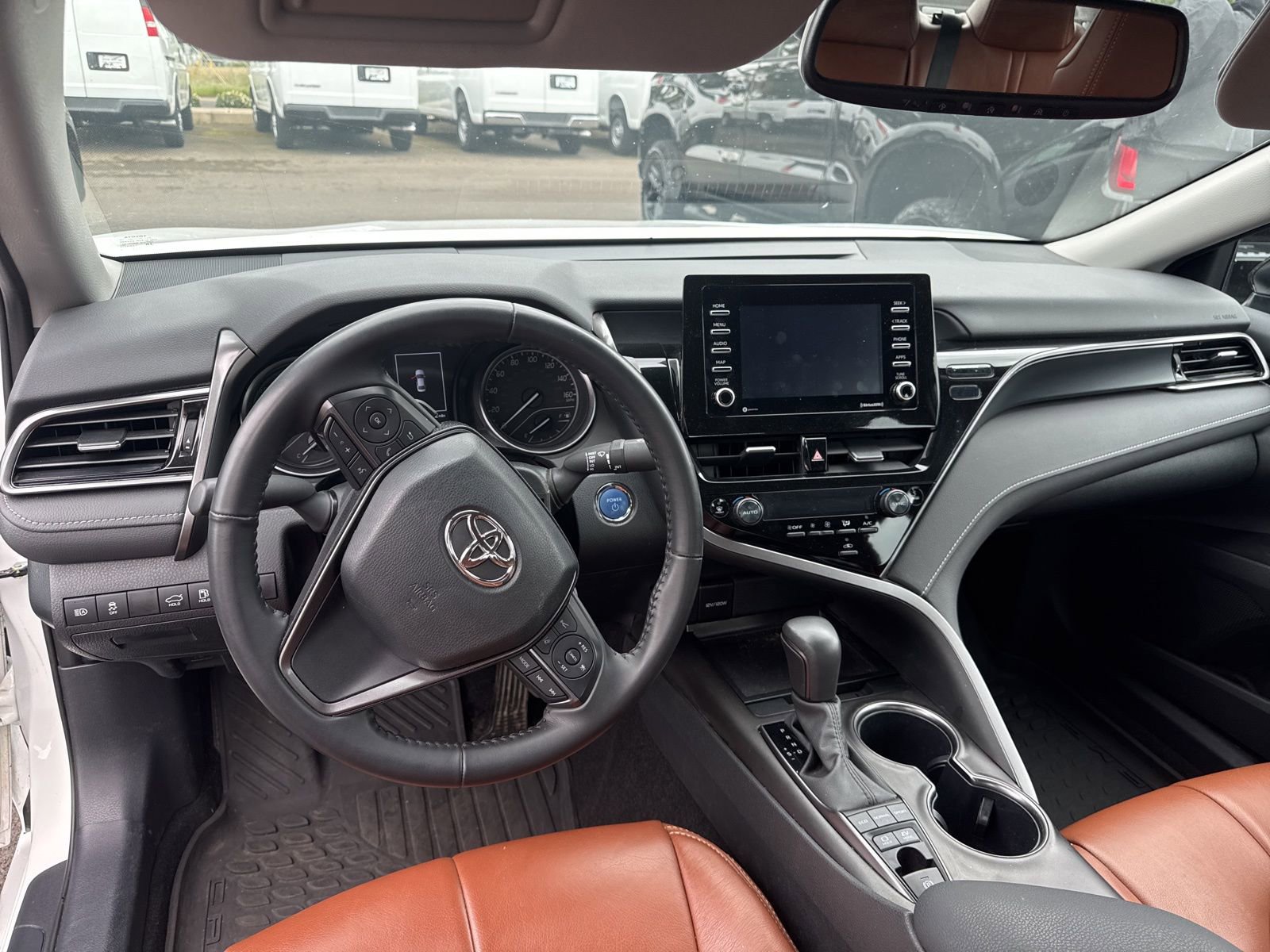 Used 2024 Toyota Camry SE FWD image 10