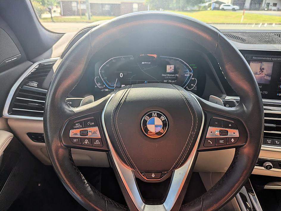 Used 2021 BMW X5 xDrive45e w/ Premium Package AWD/4WD image 18