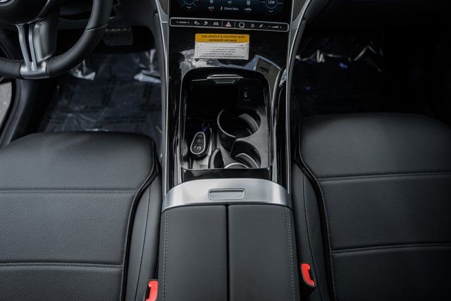 New 2025 Mercedes-Benz GLC 350e 4MATIC image 24