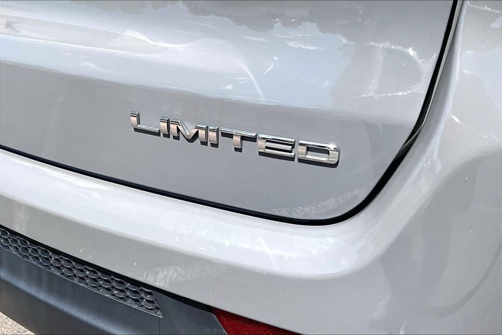 Used 2022 Jeep Compass Limited AWD/4WD image 24