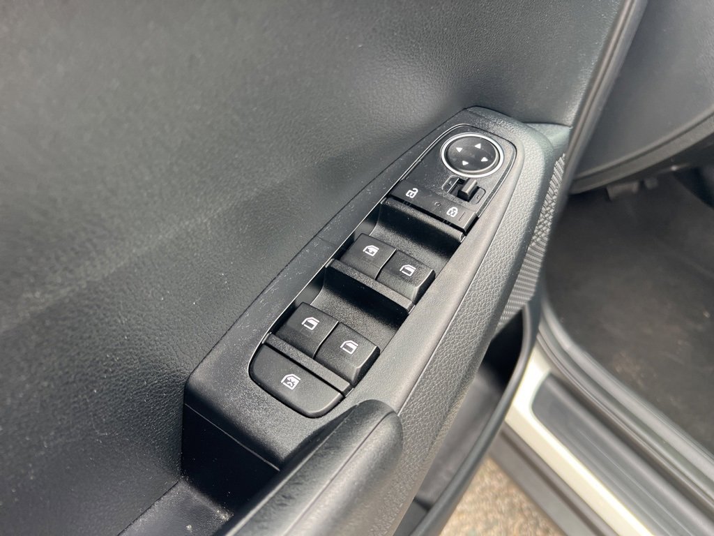 Used 2023 Kia Seltos LX image 10