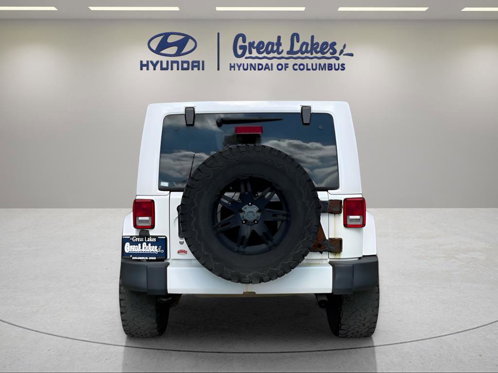 Used 2016 Jeep Wrangler Unlimited Sahara w/ Connectivity Group image 4