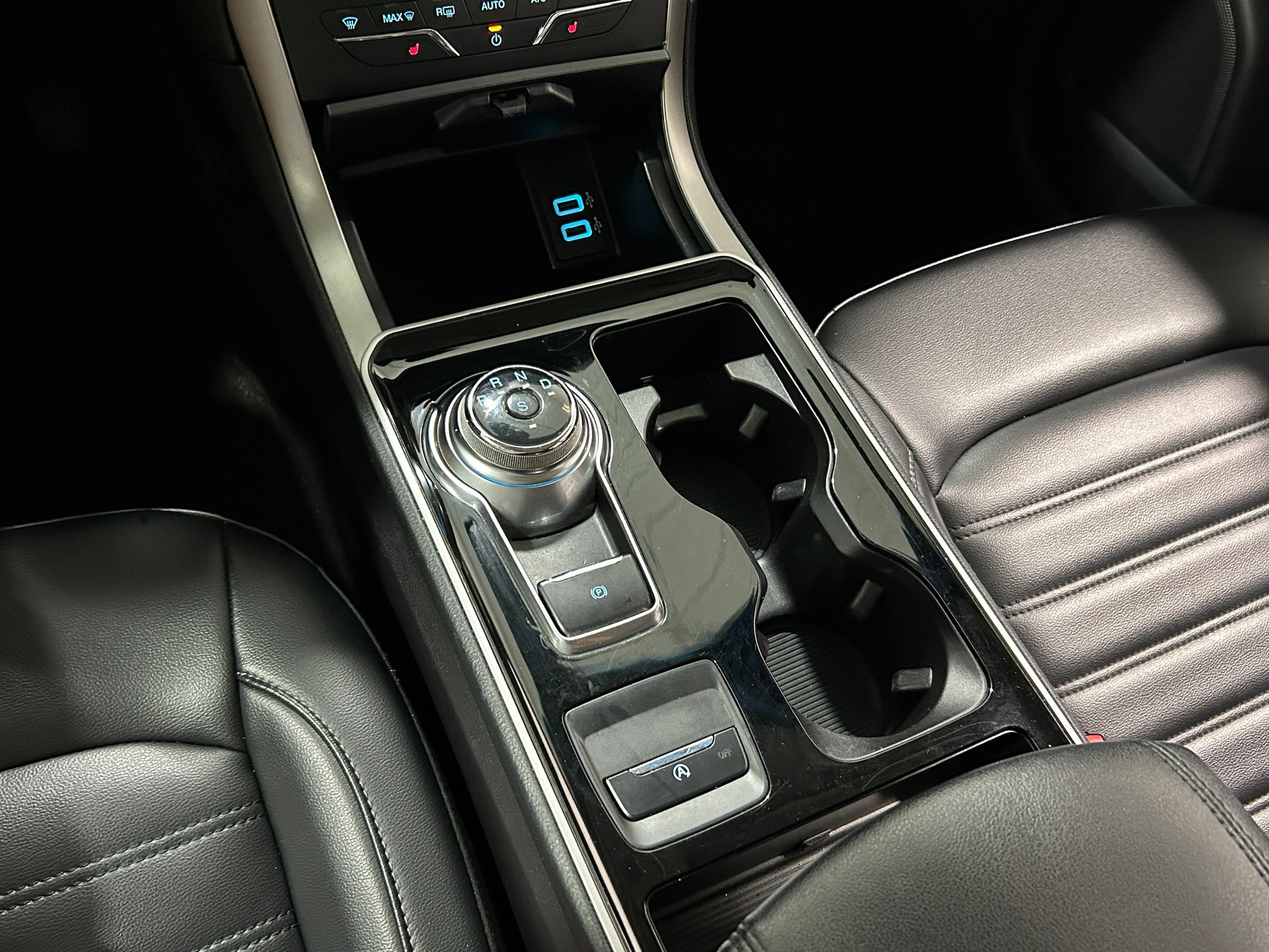 Used 2020 Ford Edge SEL AWD/4WD image 10