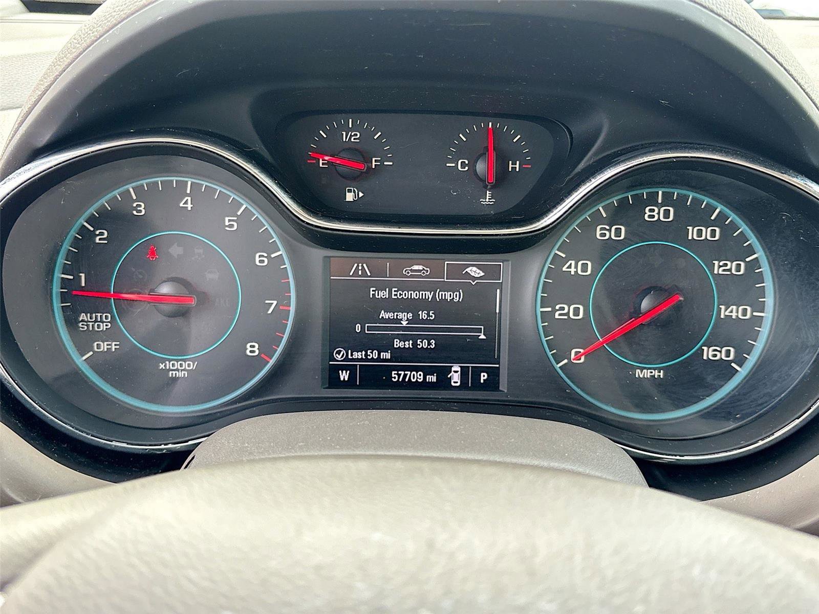 Used 2018 Chevrolet Cruze LT w/ Convenience Package image 12