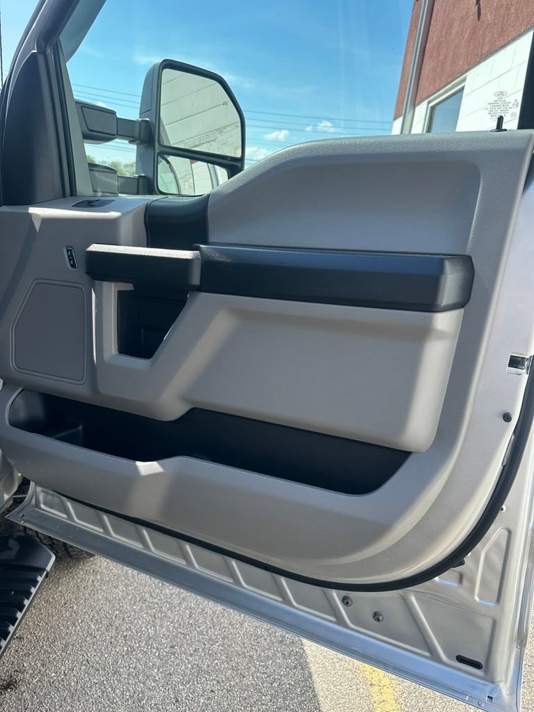 Used 2019 Ford F250 XL w/ STX Appearance Package AWD/4WD image 23