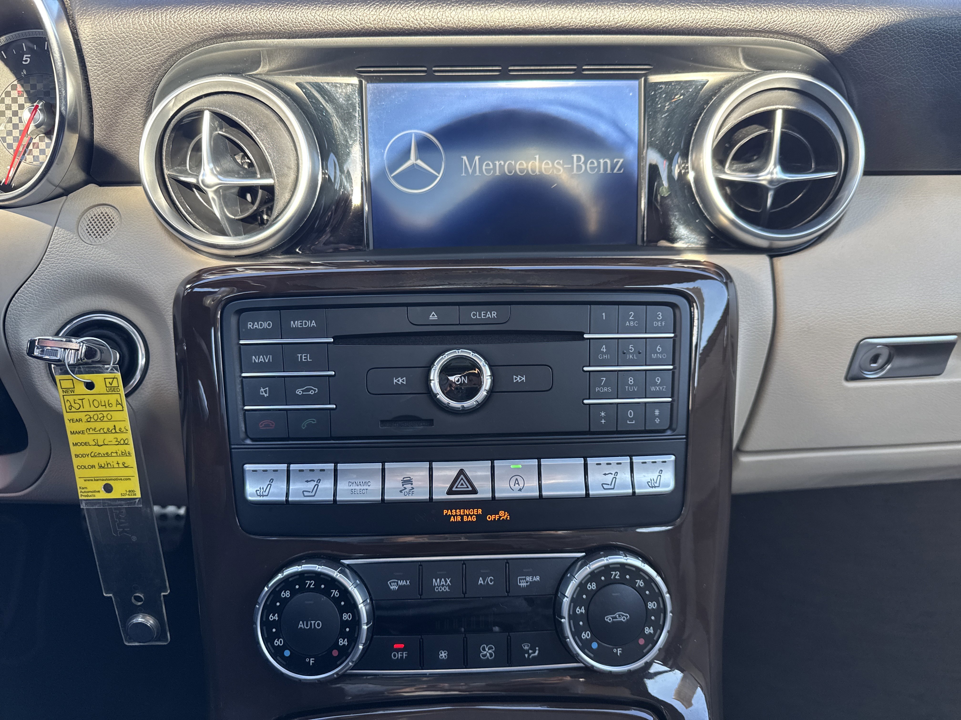 Used 2020 Mercedes-Benz SLC 300 image 18