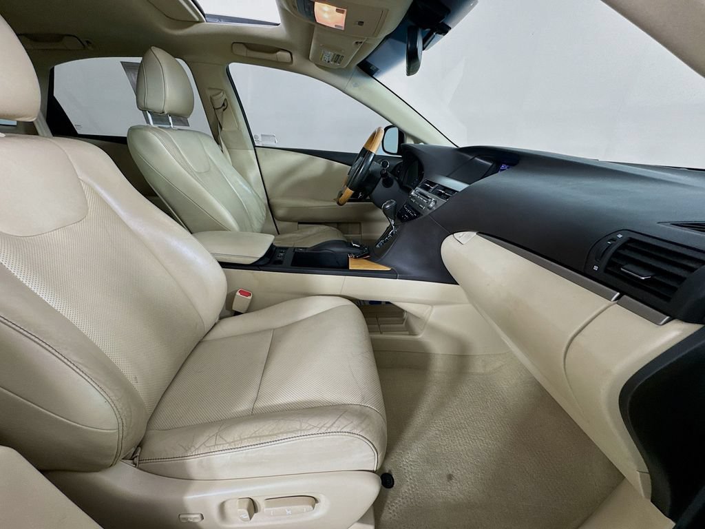 Used 2015 Lexus RX 450h FWD image 35