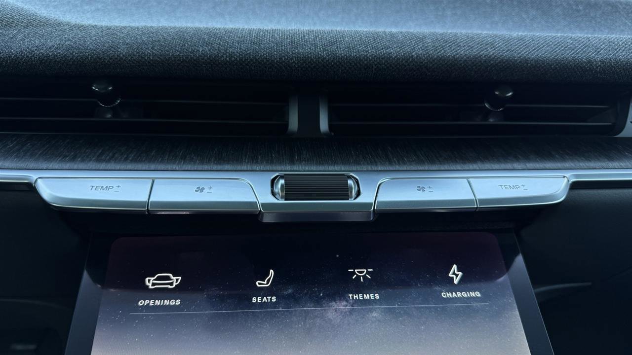 Used 2024 Lucid Air Touring image 51