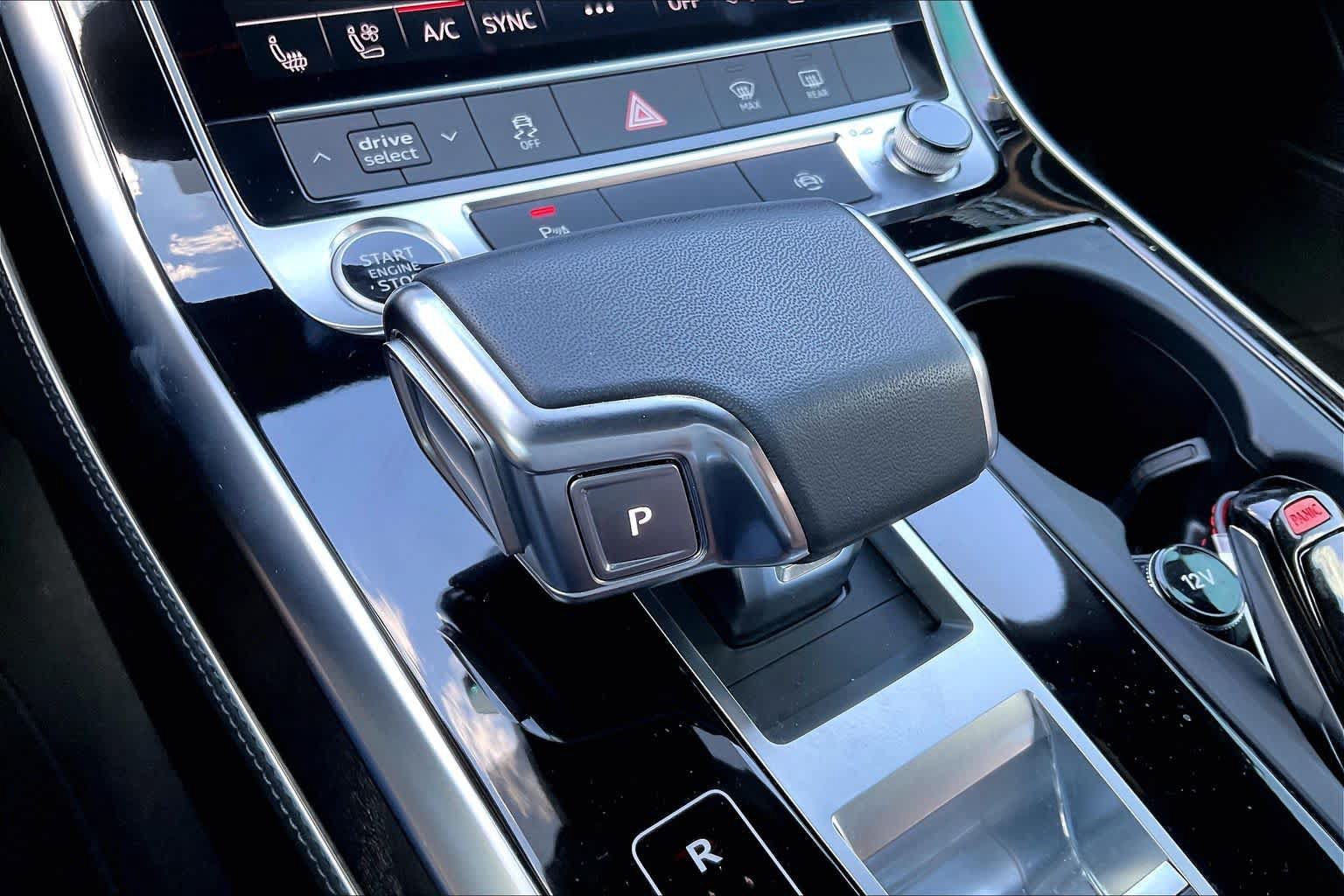Used 2023 Audi Q8 Premium Plus w/ Premium Plus Package AWD/4WD image 32