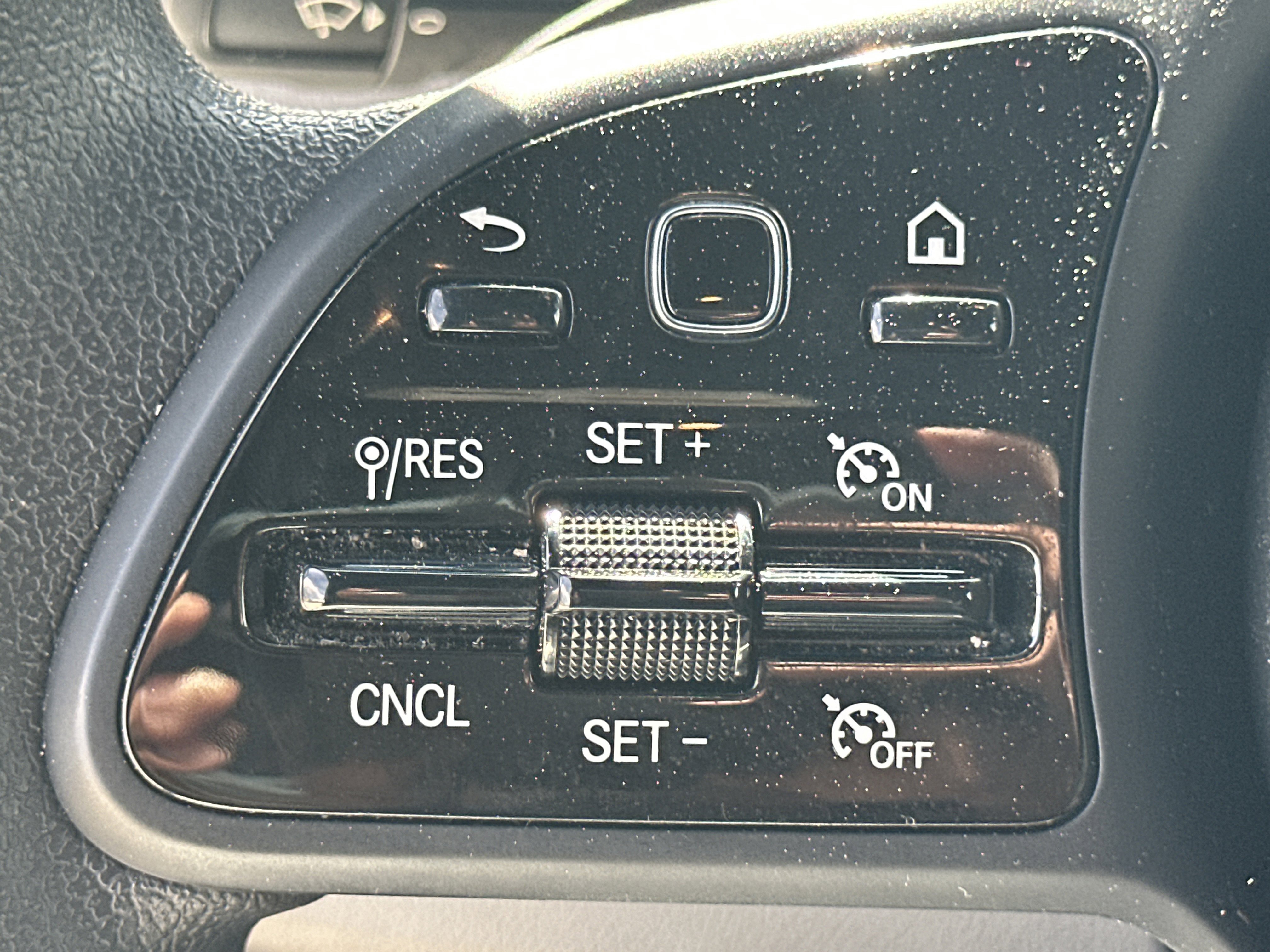 Used 2024 Mercedes-Benz Sprinter 2500 image 19