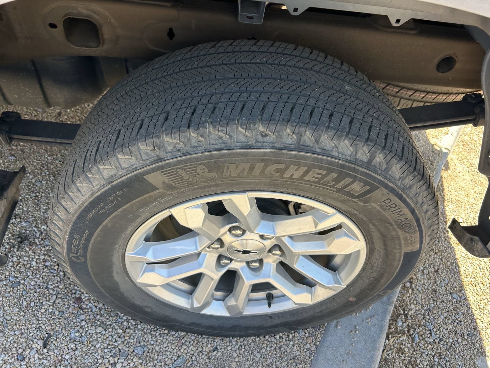 Used 2024 Chevrolet Silverado 1500 RST RWD image 8