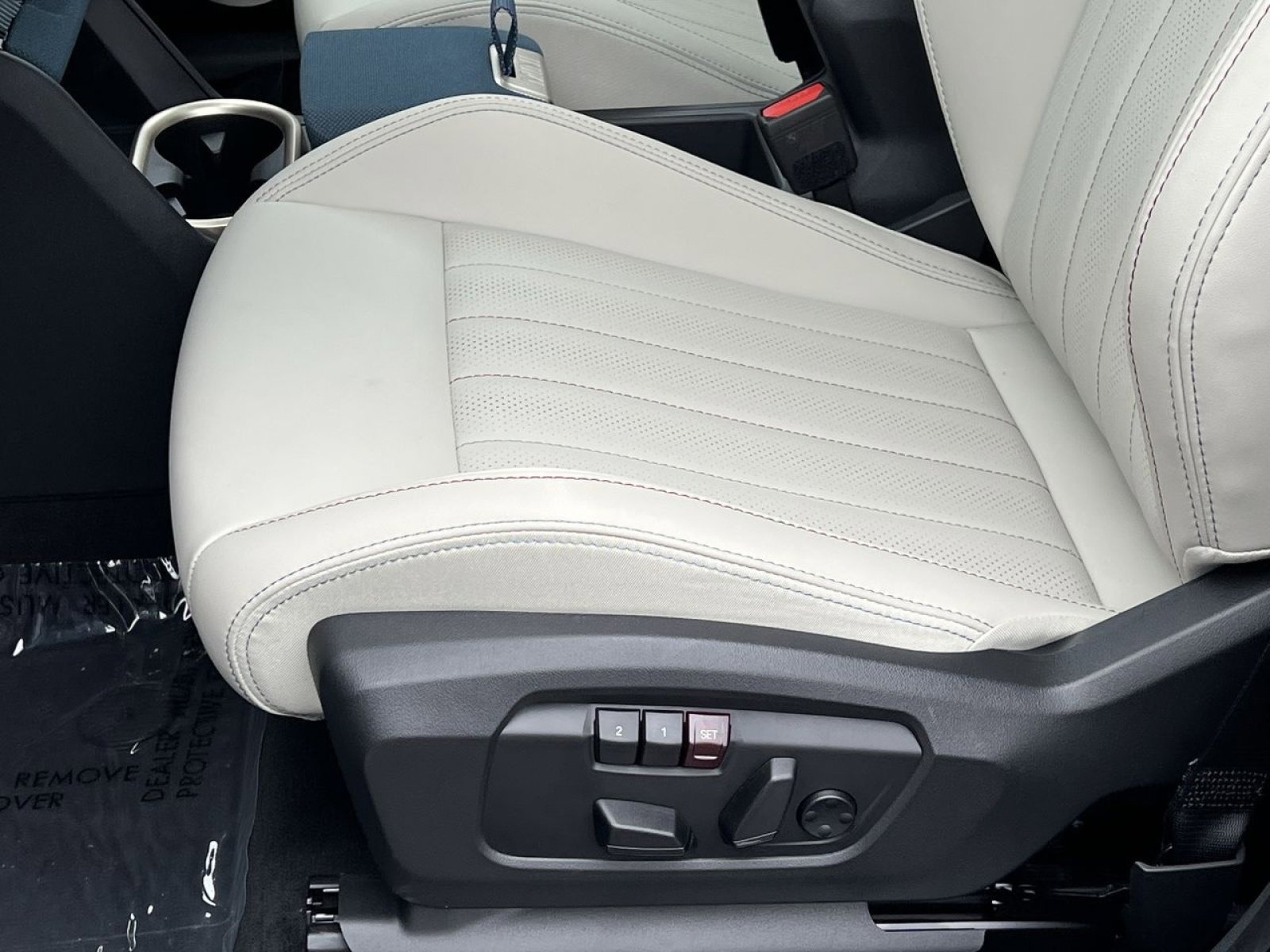 Certified 2025 MINI Cooper Countryman S w/ Comfort Package Max image 11