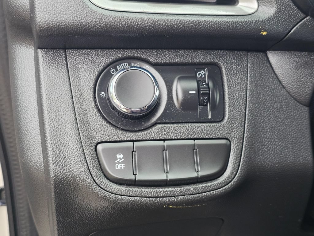 Used 2021 Chevrolet Spark LS FWD image 29