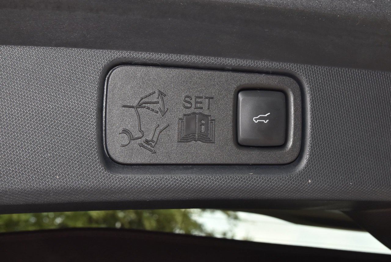 Certified 2023 Ford Mustang Mach-E GT w/ GT Performance Edition AWD/4WD image 38