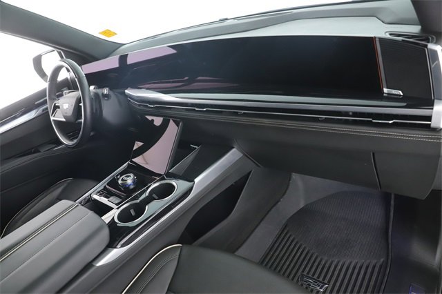Used 2025 Cadillac Escalade ESV Sport image 35