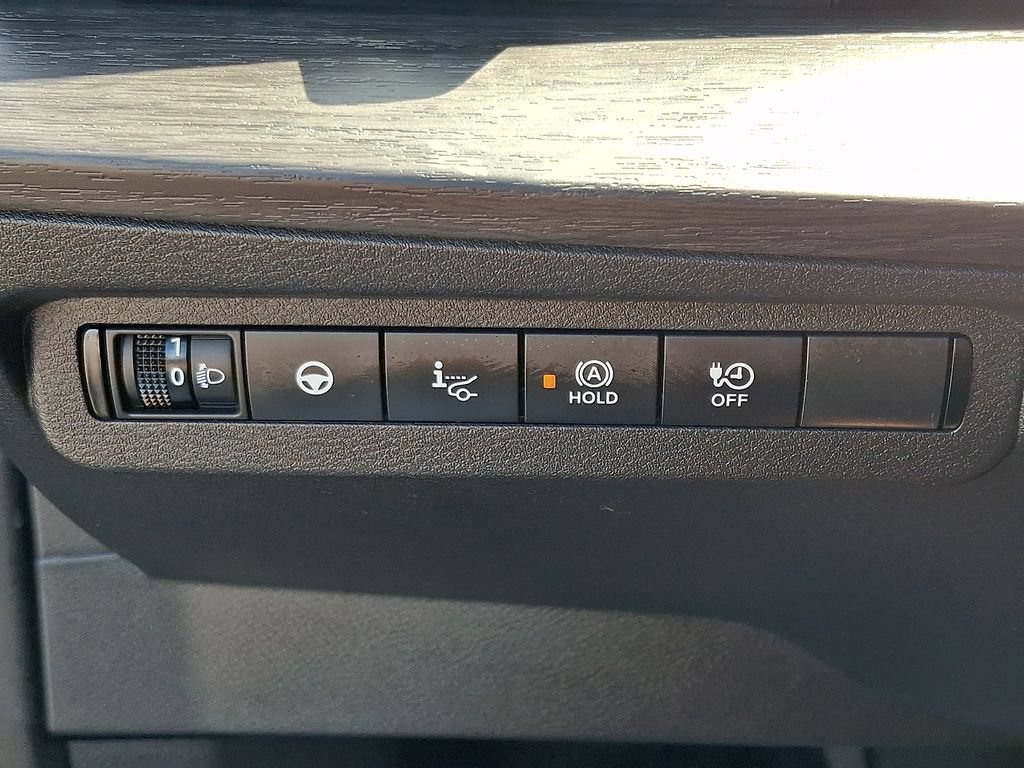 Certified 2024 Nissan Ariya AWD image 26