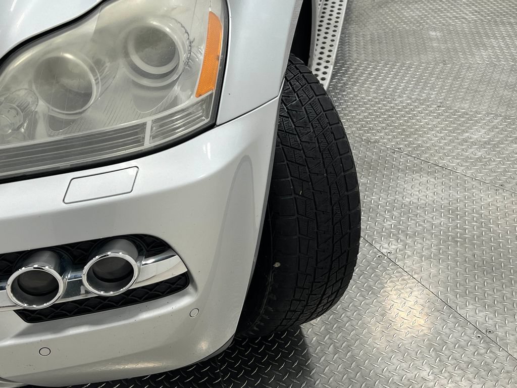 Used 2010 Mercedes-Benz GL 450 4MATIC image 37