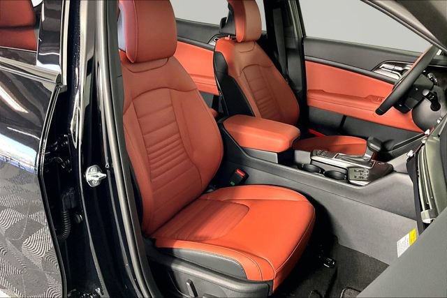 New 2026 Kia Sportage SX FWD image 12