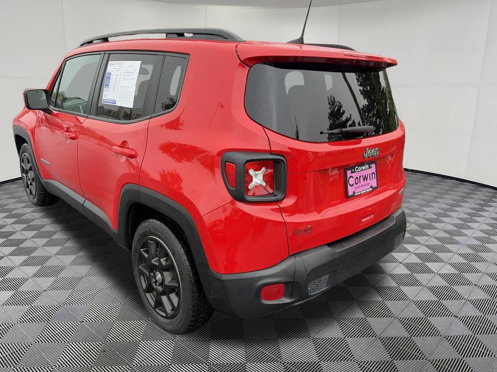 Used 2020 Jeep Renegade Latitude FWD image 7
