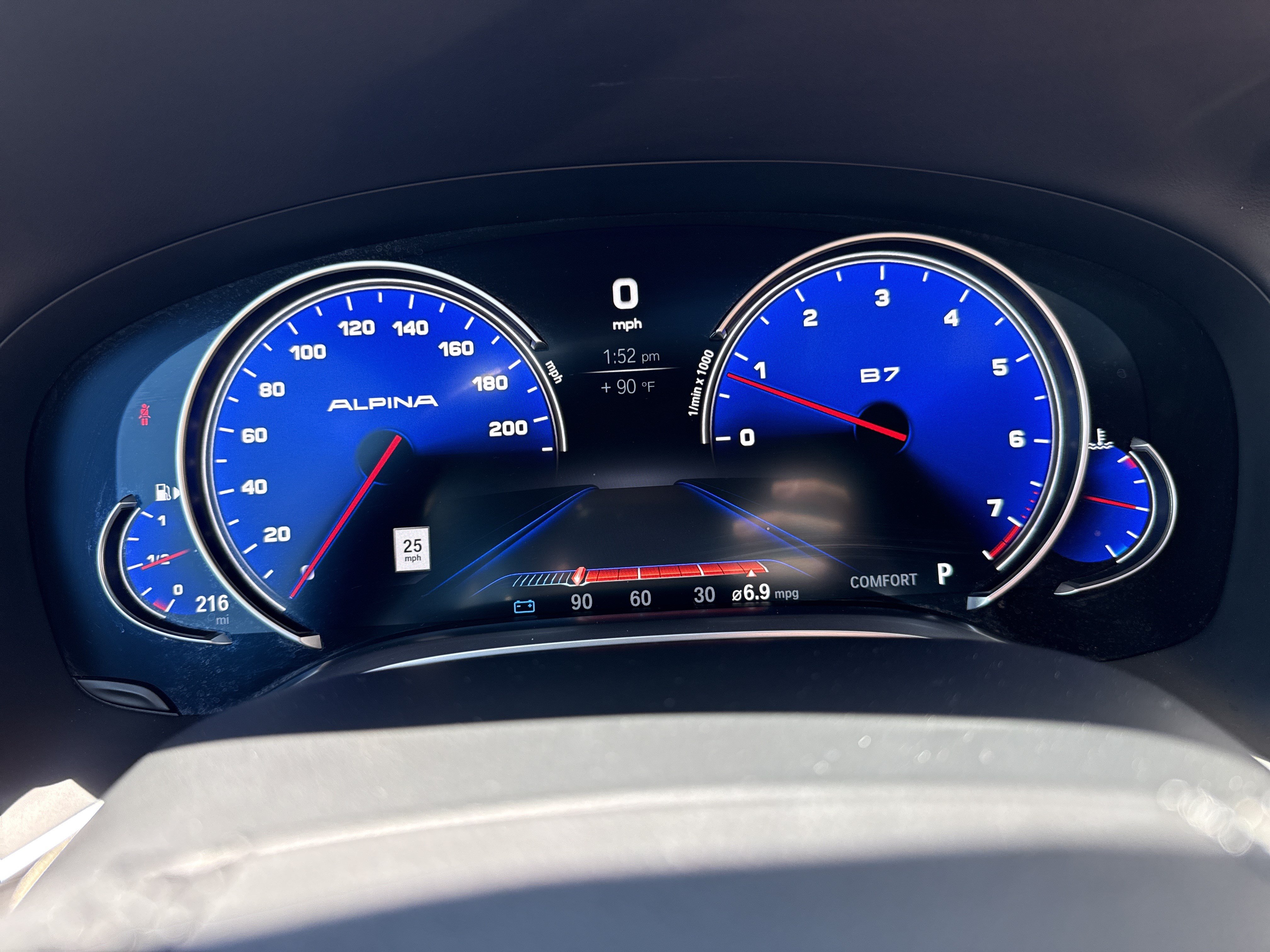 Used 2018 BMW ALPINA B7 xDrive AWD/4WD image 19