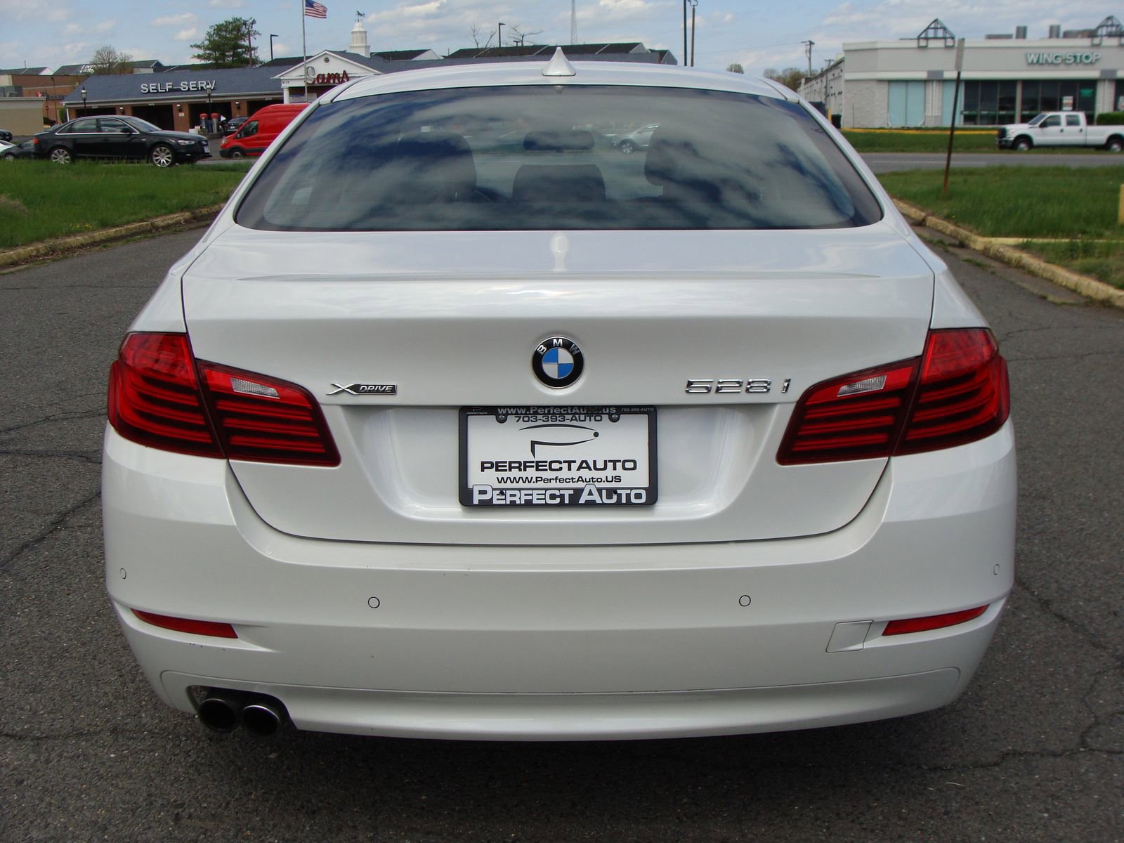 Used 2016 BMW 528i xDrive Sedan AWD/4WD image 5