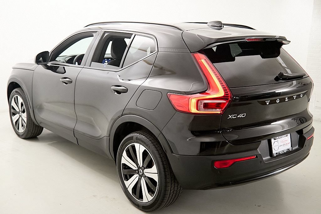 Certified 2023 Volvo XC40 Recharge Plus w/ Protection Package Premier AWD/4WD image 7