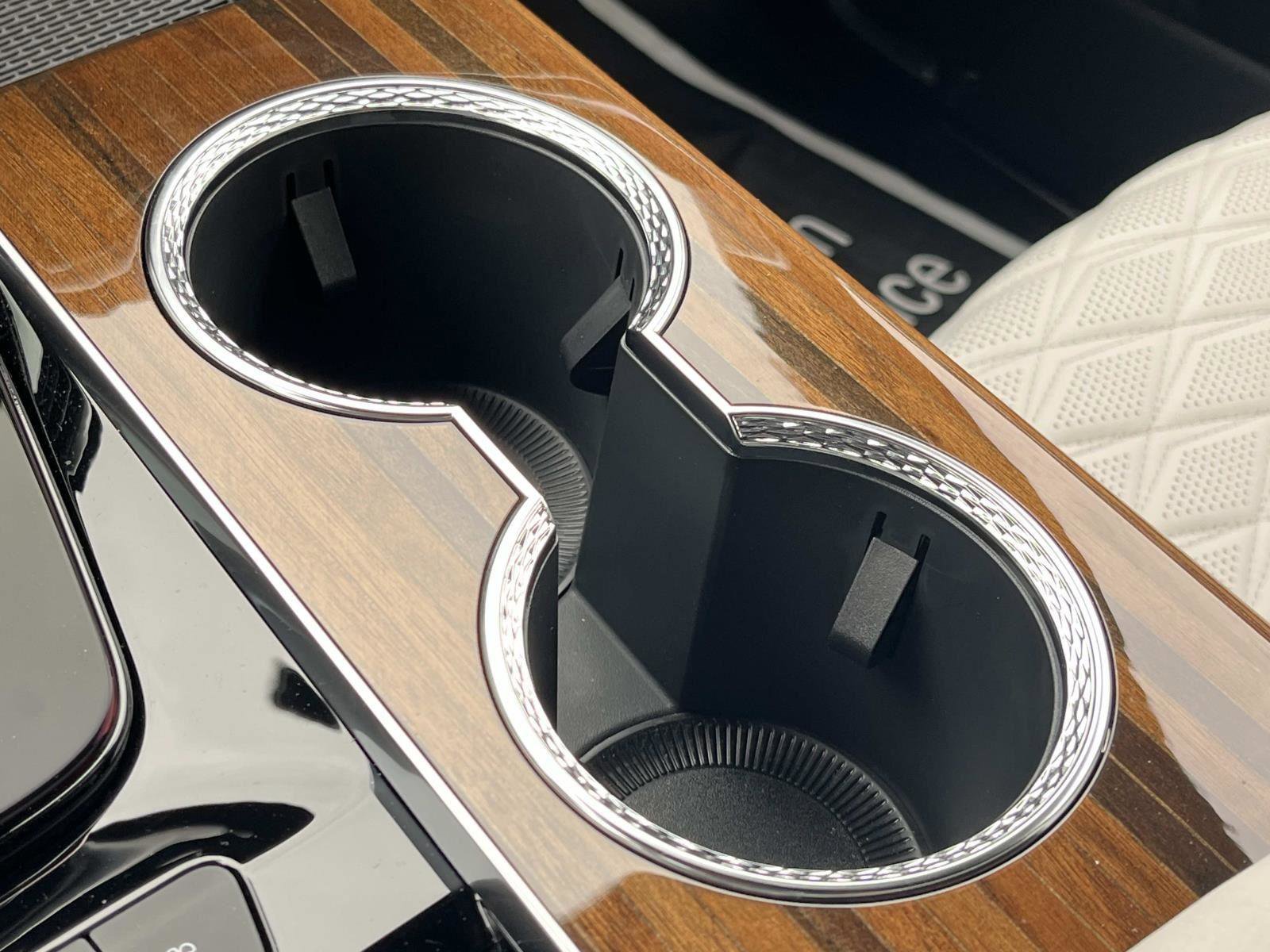 Used 2026 Cadillac Escalade Platinum Sport AWD/4WD image 40