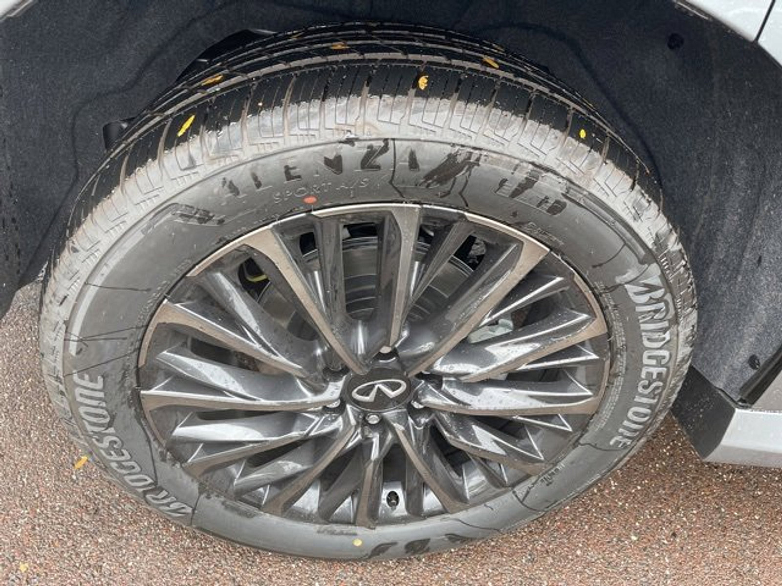 New 2025 INFINITI QX80 Autograph image 8