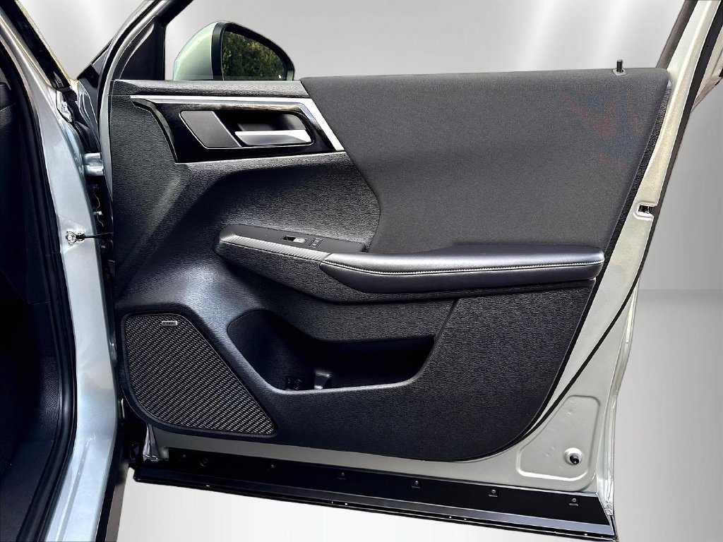 Used 2025 Mitsubishi Outlander ES AWD/4WD image 31