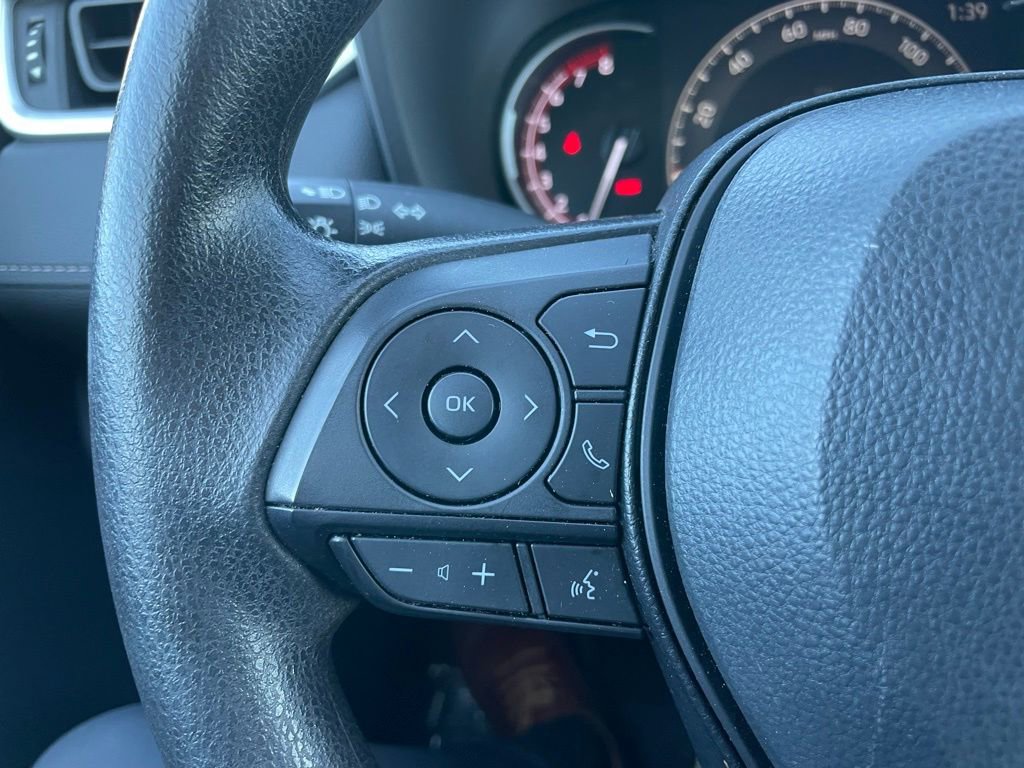 Used 2024 Toyota RAV4 XLE AWD/4WD image 18