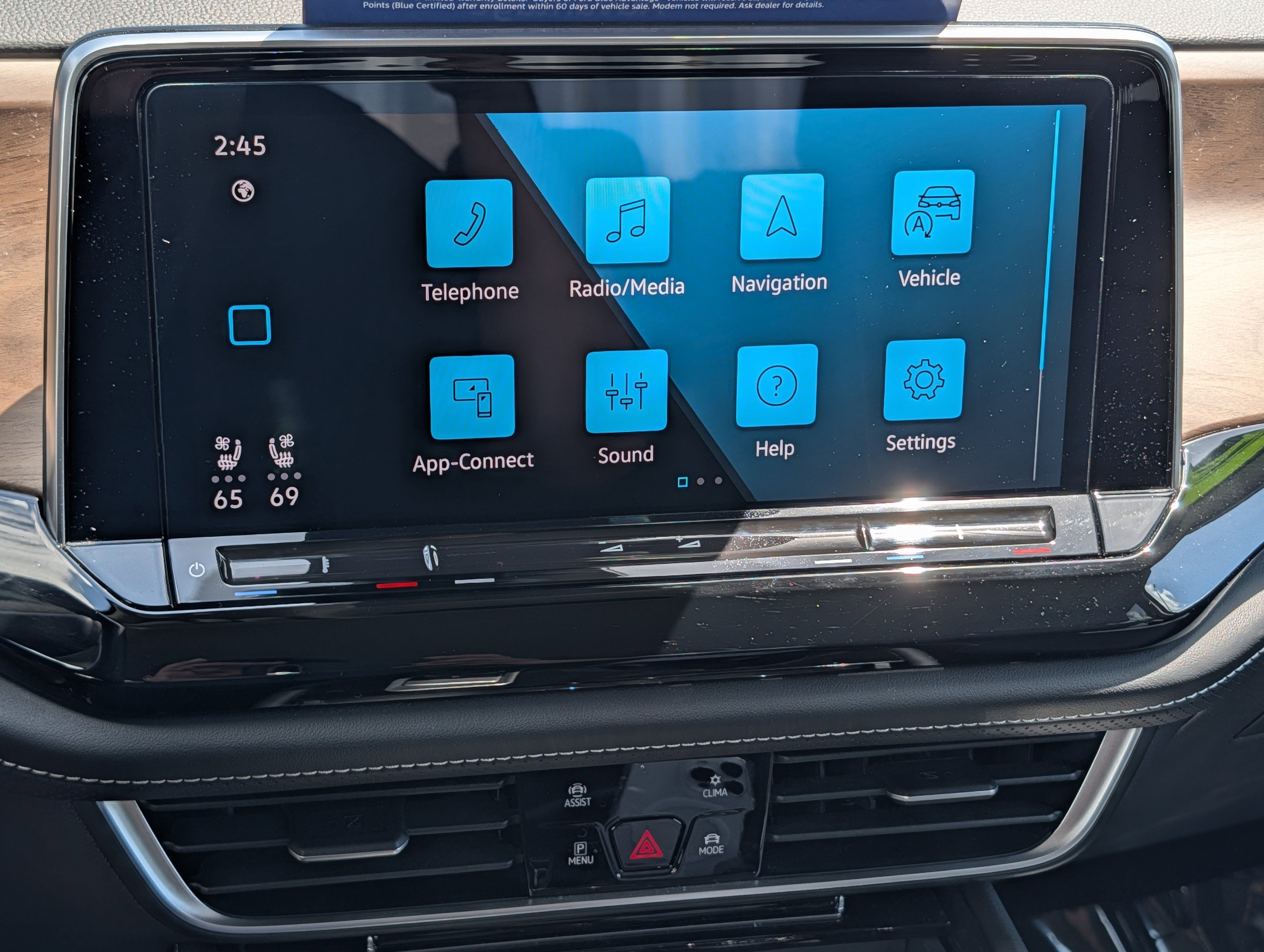 Used 2024 Volkswagen Atlas SE FWD image 31