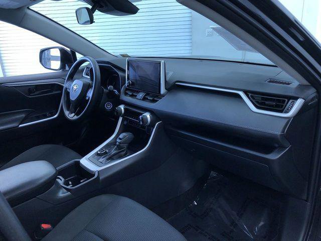 Certified 2025 Toyota RAV4 LE AWD/4WD image 23